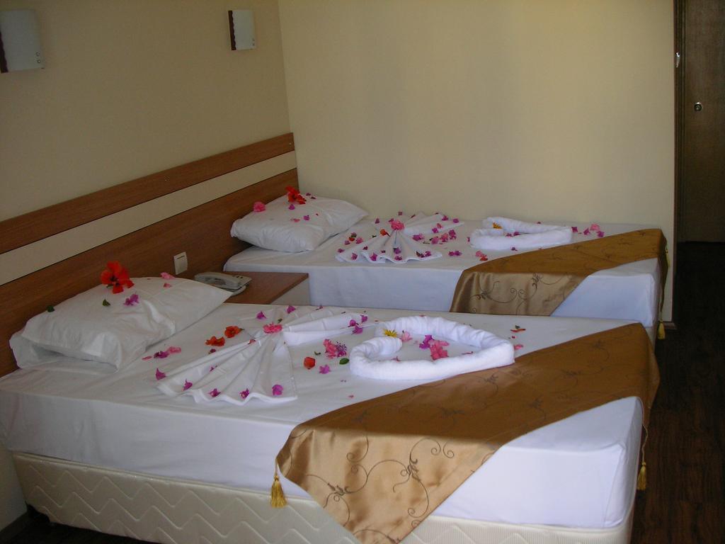 Ercan Han Hotel Icmeler Quarto foto